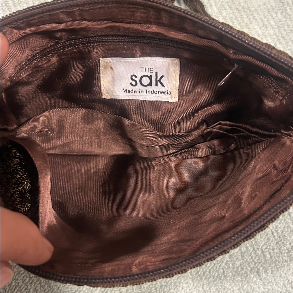 The Sak Brown Crochet Shoulder Bag - Picture 5 of 8